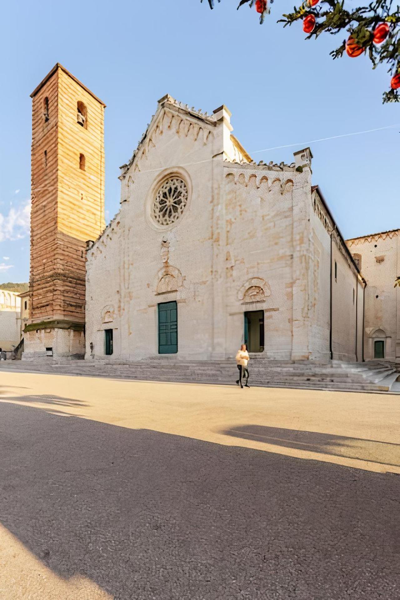Appartamento A 150M Dal Duomo Pietrasanta Eksteriør bilde